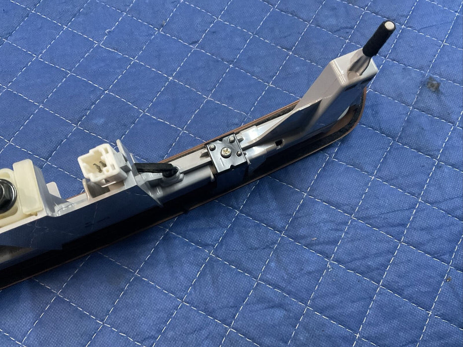 2018 NISSAN 370Z NISMO COUPE TRUNK THIRD BRAKE LIGHT ASSEMBLY OEM 2009-2020