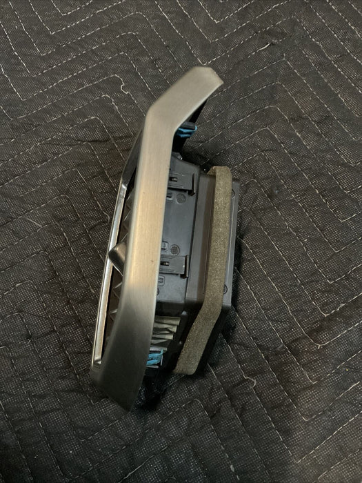 2018 FORD F250 F350 F450 PLATINUM OUTER RIGHT A/C HVAC AIR VENT DUCT OEM