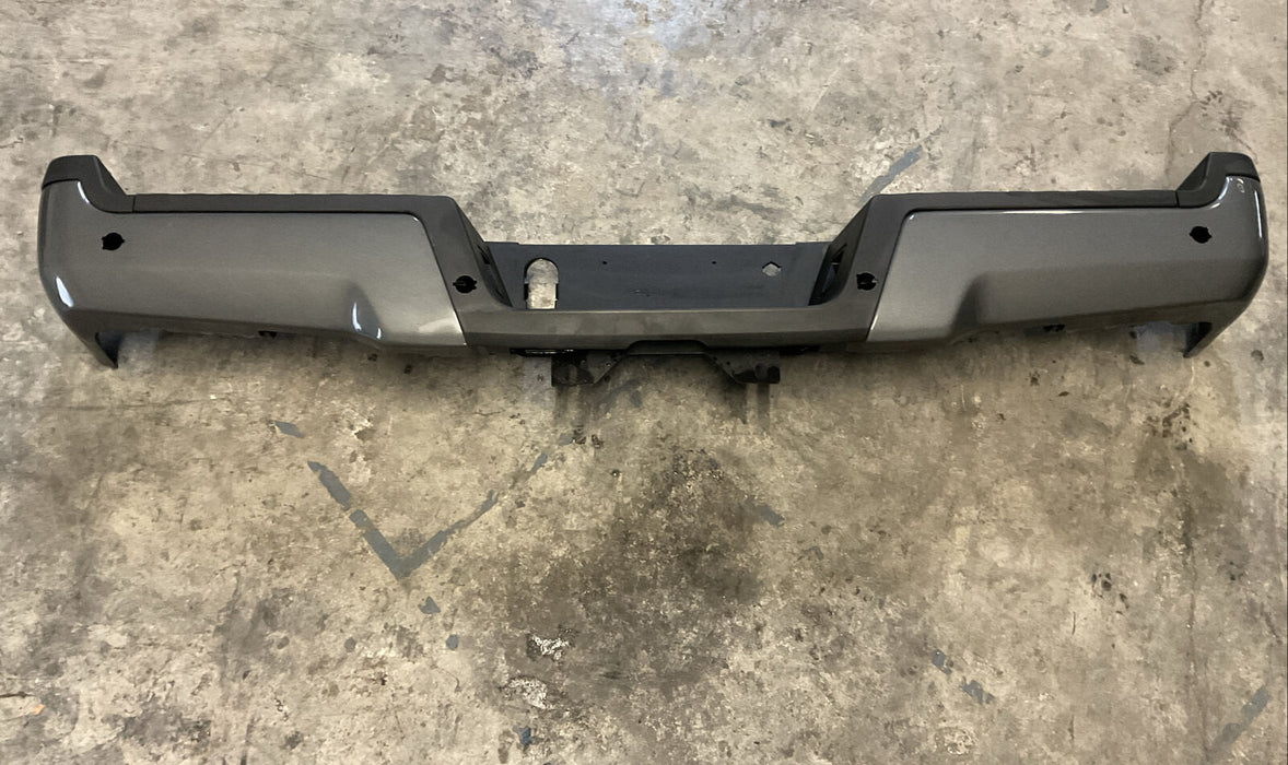 2017-2019 FORD F250 F350 F450 REAR BUMPER W/O SENSOR OEM~COSMETIC WEAR~