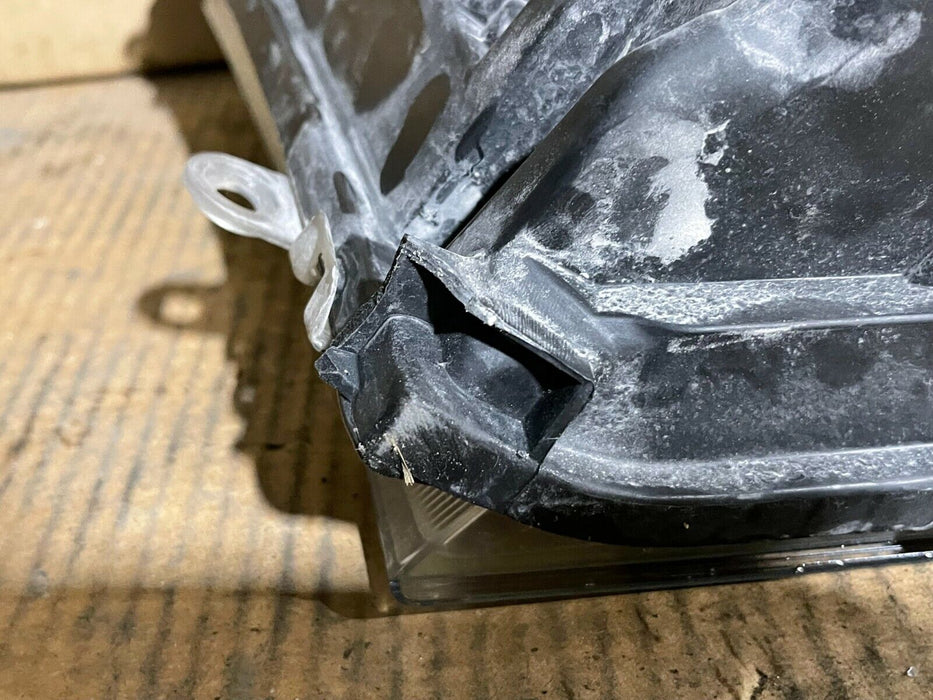 2018 DODGE RAM 2500 3500 LARAMIE HEADLIGHT PASSENGER RH *DAMAGE*