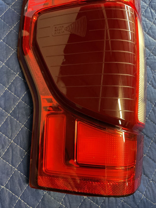 2021 FORD F250 F350 F450 LEFT DRIVER TAILLIGHT W/O BLISS MODULE OEM