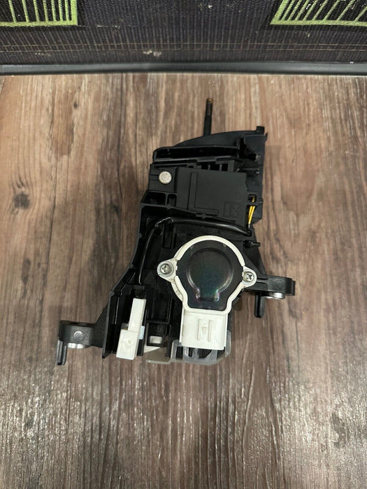 2014 TOYOTA PRUIS V AUTO TRANSMISSION GEAR SELECTOR SHIFTER OEM 75C803-LHD