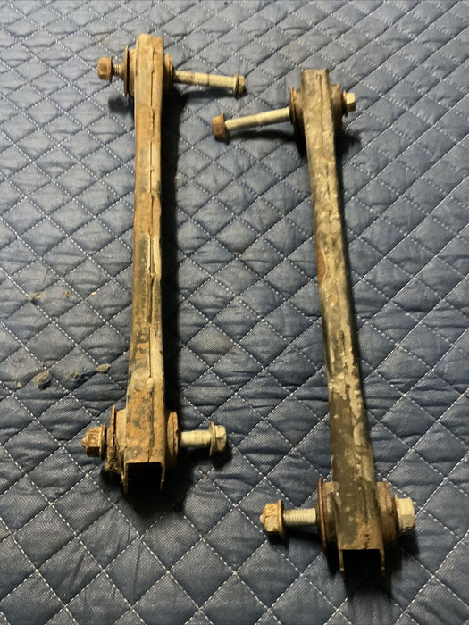 2012 RAM 3500 FRONT RIGHT & LEFT CUMMINS MEGACAB AAM UPPER CONTROL ARMS 32K MILE