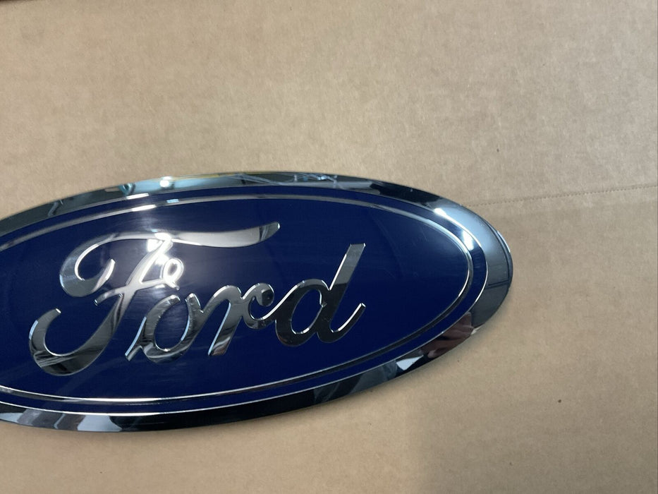 2017-2019 FORD F250 F350 F450 PLATINUM REAR TAILGATE EMBLEM OEM