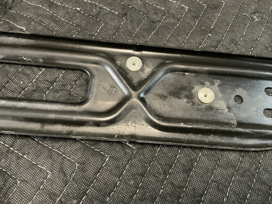 2016 NISSAN TITAN XD FRONT RIGHT PASSENGER BUMPER BRACKET 62222-EZ00A OEM