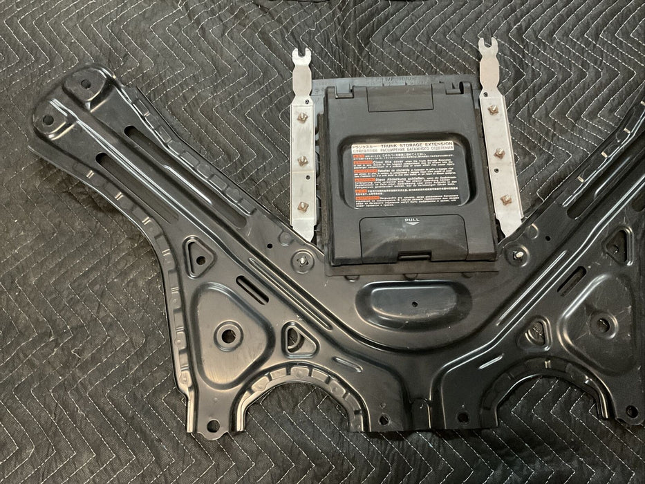 2015 LEXUS RC-F REAR BACK SEAT BRACE BRACKET W/TRUNK STORAGE EXTENSION OEM