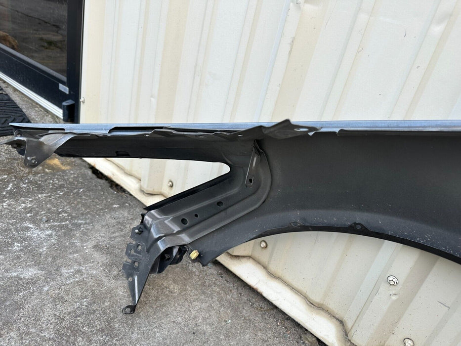 2017 INFINITI Q50 RED SPORT SEDAN PASSENGER RIGHT FENDER GRAY METALLIC (KAD) OEM