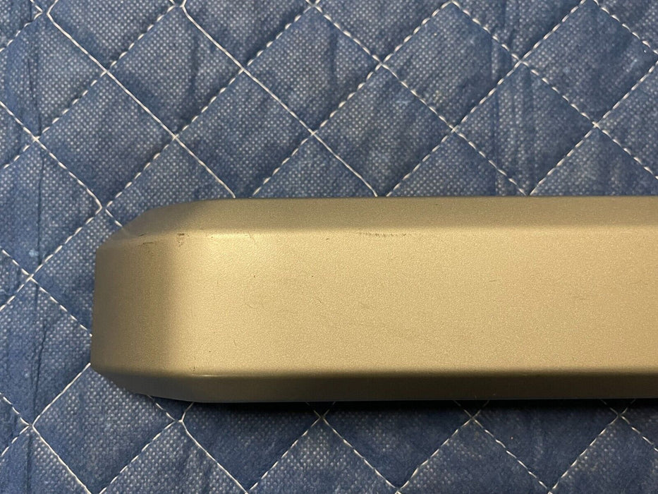 2017-2019 FORD F250 F350 F450 PASSENGER GRAY DOOR PANEL HANDLE COVER *SCRATCHES