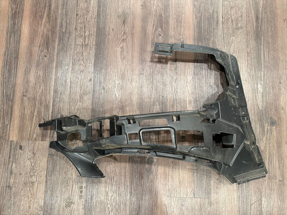 2017 MERCEDES-BENZ C63 AMG CONV FRONT BUMPER PASSENGER RIGHT  SIDE MOUNT OEM