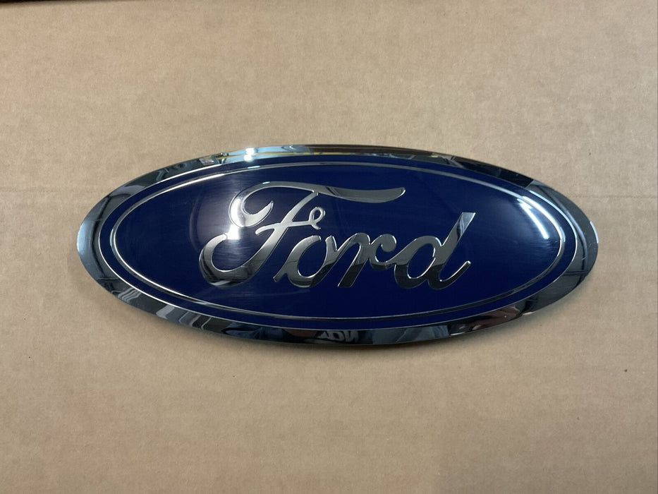 2017-2019 FORD F250 F350 F450 PLATINUM REAR TAILGATE EMBLEM OEM