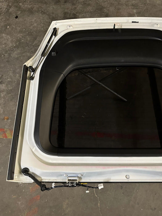 2018 NISSAN 370Z NISMO HATCH TRUNK LID W/ SPOILER OEM (LOCAL PICKUP ONLY)