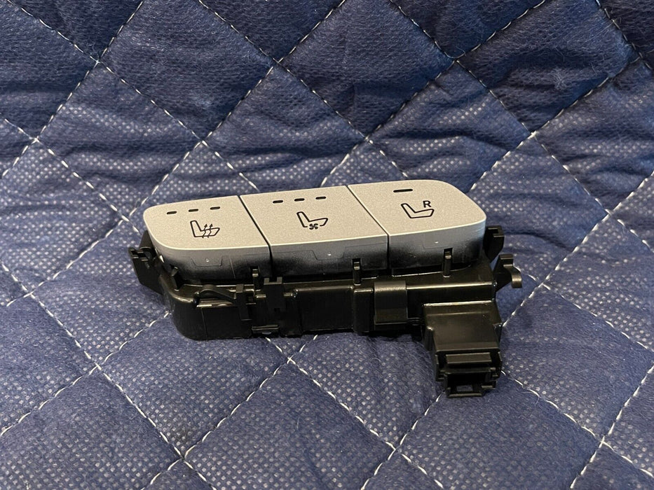 2019 MERCEDES-BENZ E63S AMG FRONT DRIVER SEAT CUSHION HEATER CONTROL SWITCH OEM