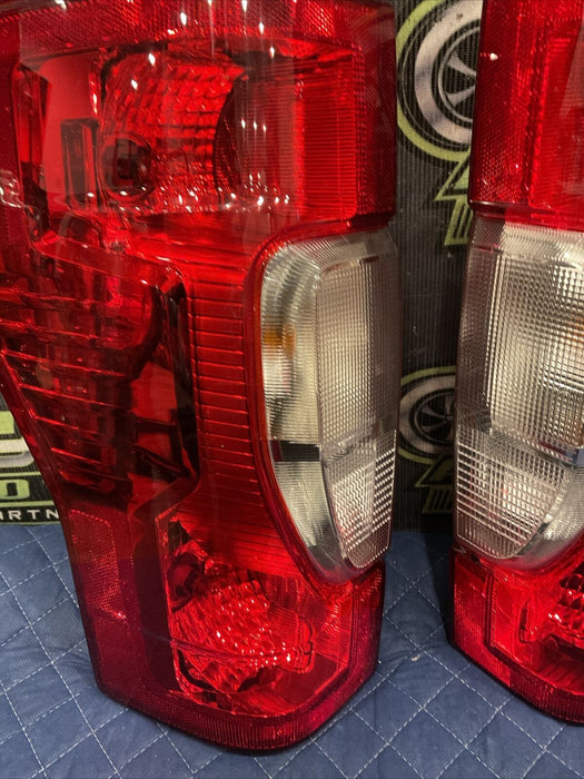 2020 2021 2022 FORD F250 F350 F450 HALOGEN COMPLETE TAIL LIGHT PAIR OEM