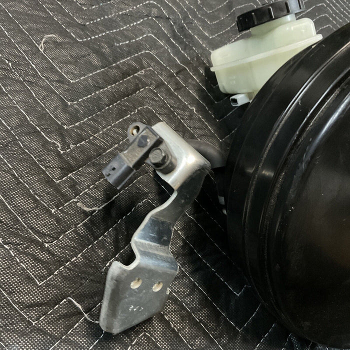 2009-2019 NISSAN 370Z  OEM BRAKE BOOSTER W/ SENSOR