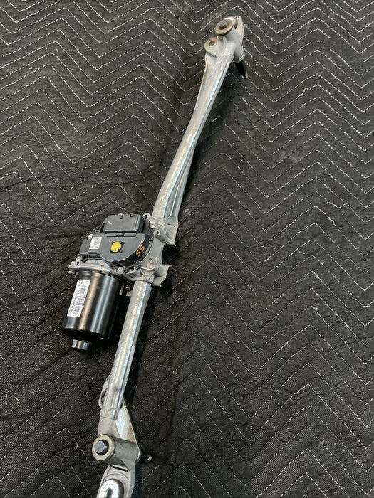 2016 FORD MUSTANG SHELBY GT350 WINDSHIELD WIPER MOTOR OEM