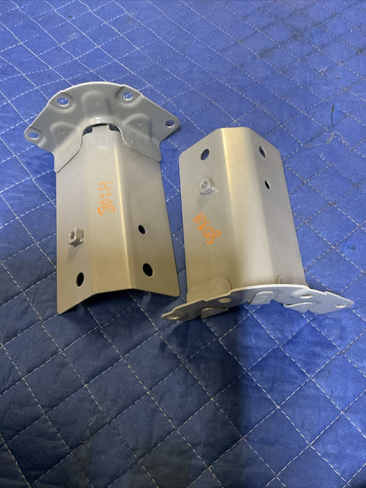 2018 NISSAN 370Z NISMO REAR LEFT & RIGHT PAIR SIDE STRUT BAR BRACKET