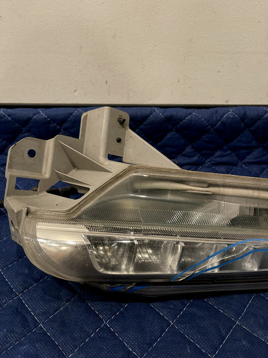 2017 NISSAN 370 NISMO FRONT BUMPER LEFT LH DRL FOG LIGHT W/ WIRING OEM *CRACKED*