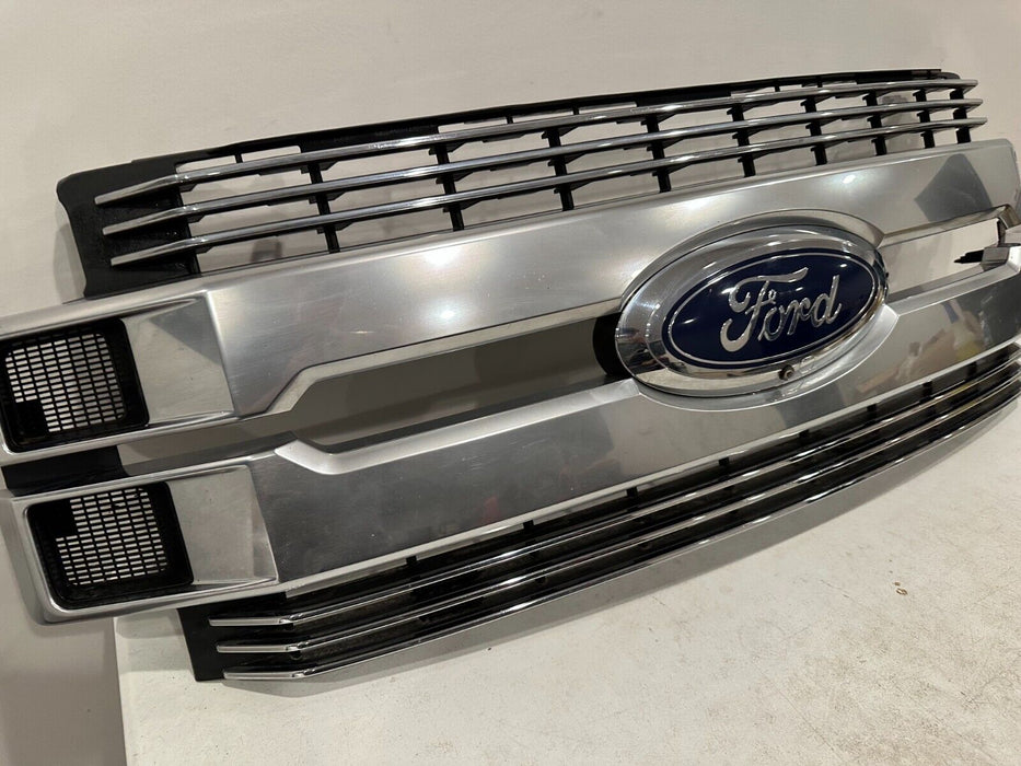 2017 2018 2019 FORD F250 F350 F450 LIMITED GRILLE COMPLETE W/ CAMERA OEM