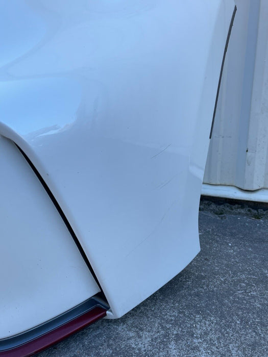 2015 NISSAN 370Z NISMO REAR BUMPER COVER OEM QAB (PEARL WHITE) *DAMAGE*