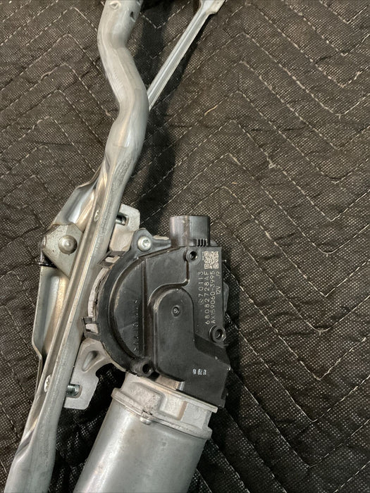 2016 DODGE CHARGER HELLCAT WINDSHIELD WIPER MOTOR OEM