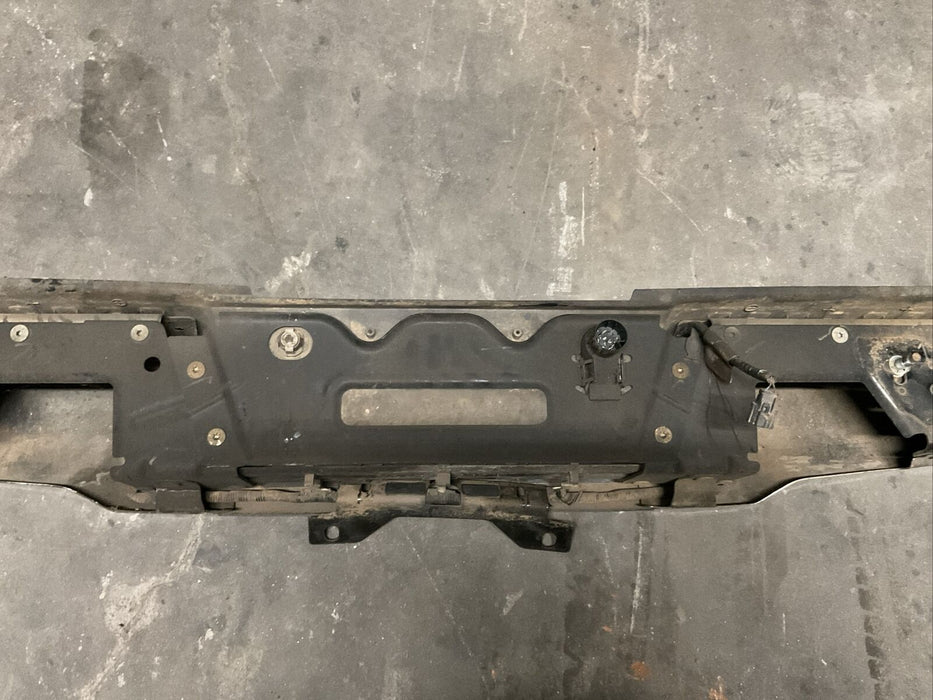 2017 2018 2019 FORD F250 F350 F450 CHROME REAR BUMPER W/O PARKING SENSORS OEM