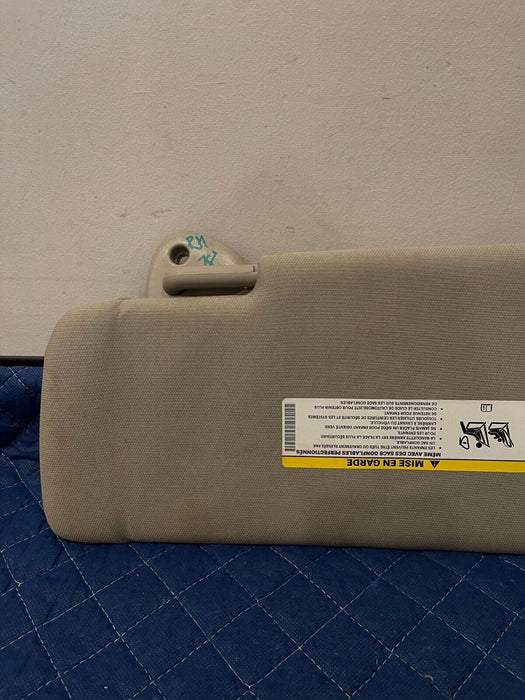 2017 DODGE RAM 2500 GRAY FRONT PASSENGER RIGHT SUN VISOR OEM *CHECK PIC #4 & #5*