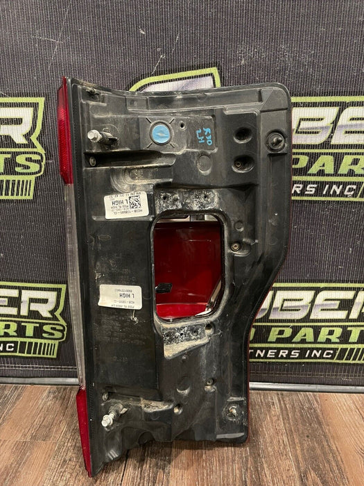 2017 2018 2019 FORD F250 F350 F450 DRIVER LEFT TAILIGHT OEM *READ DESCRIPTION!!*