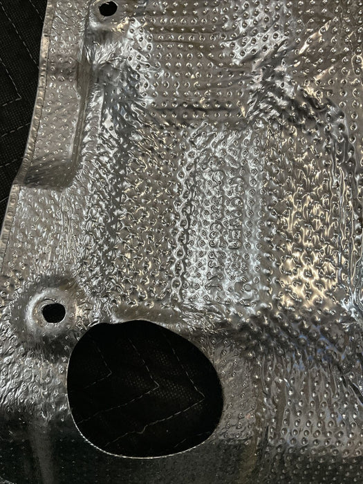 2017 MERCEDES C63 AMG OEM CENTER HEAT SHIELDING 205 682 33 71 A2056823371