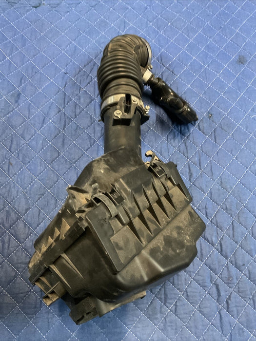 2018 NISSAN 370Z NISMO PASSENGER AIR INTAKE BOX ASSEMBLY COMPLETE OEM 2009-2020