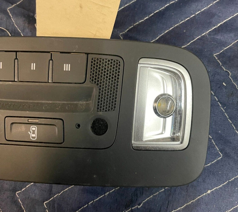 2017-2018 AUDI R8 V10 OVERHEAD CONSOLE DOME LIGHT OEM