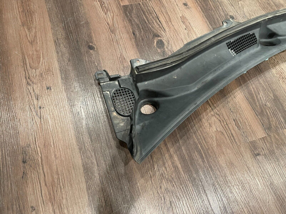 2017 INFINITI Q50 RED SPORT FRONT EXTERIOR WINDSHIELD COWL FULL ASSEMBLY OEM