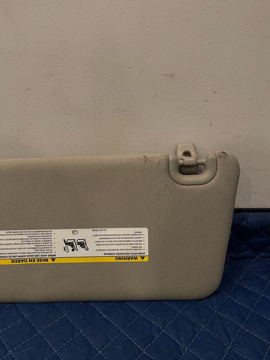2017 DODGE RAM 2500 GRAY FRONT PASSENGER RIGHT SUN VISOR OEM *CHECK PIC #4 & #5*