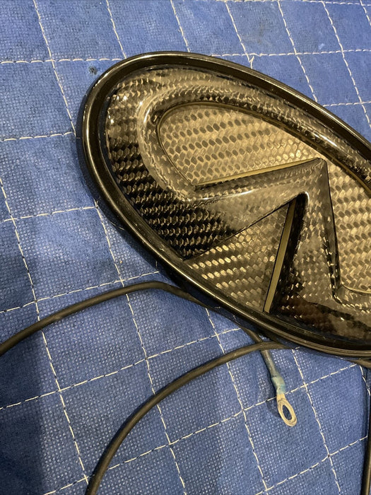 2017 INFINITI Q50 RED SPORT FRONT EMBLEM BADGE GLOW RED W/HARNESS F2890 6HA0A