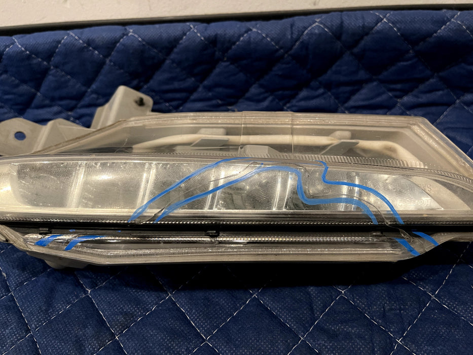 2017 NISSAN 370 NISMO FRONT BUMPER LEFT LH DRL FOG LIGHT W/ WIRING OEM *CRACKED*