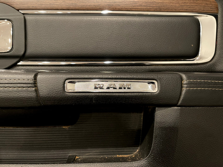 2017 DODGE RAM 2500 CREW CAB REAR PASSENGER RIGHT DOOR PANEL OEM SCRATCHES/SCUFF