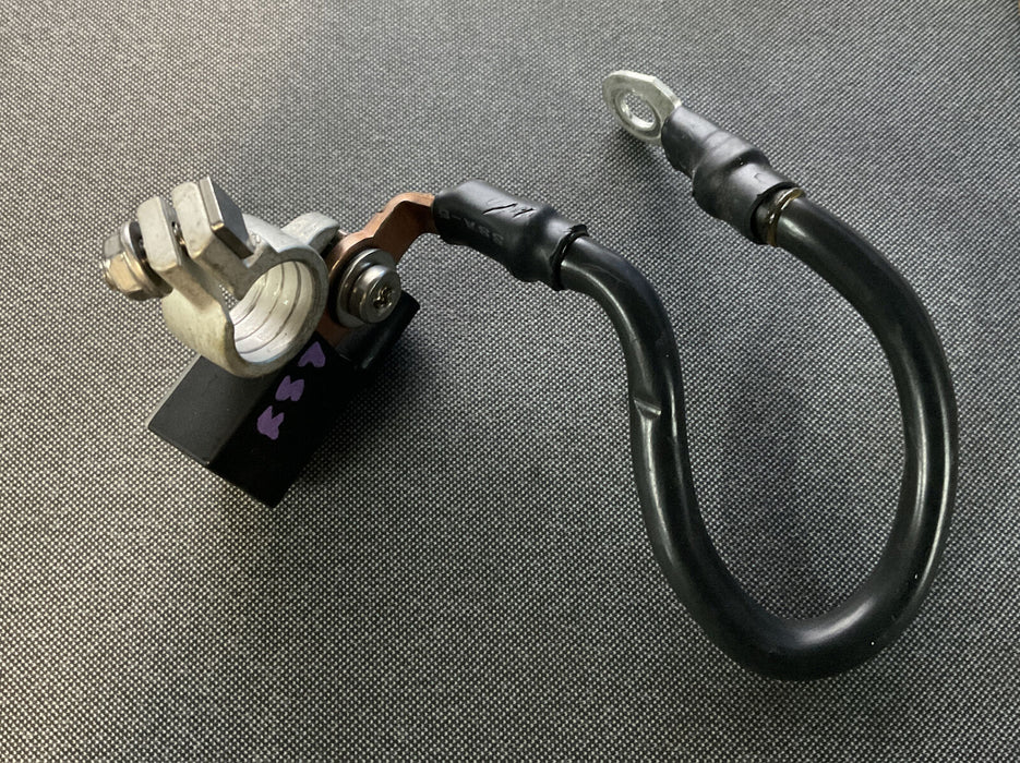 2017 MERCEDES C63 AMG BATTERY NEGATIVE CABLE SENSOR A0009050454 A 000 905 04 54