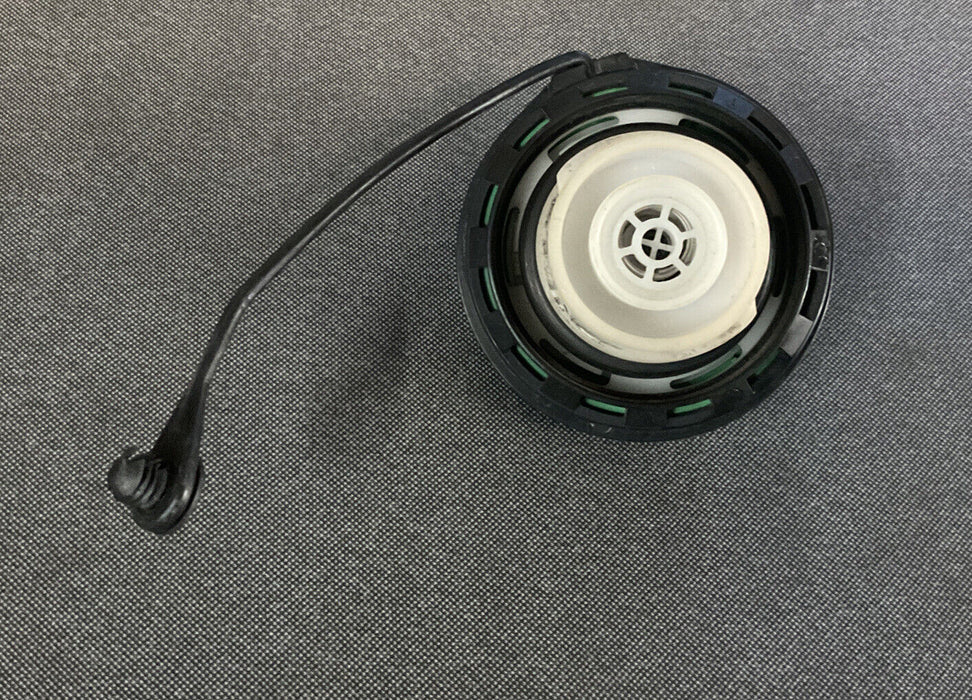 2017-2019 FORD F250 F350 6.7L FUEL TANK CAP HC34-9030-DA