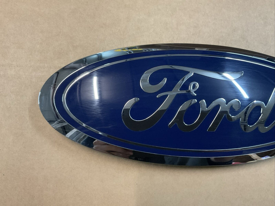 2017-2019 FORD F250 F350 F450 PLATINUM REAR TAILGATE EMBLEM OEM