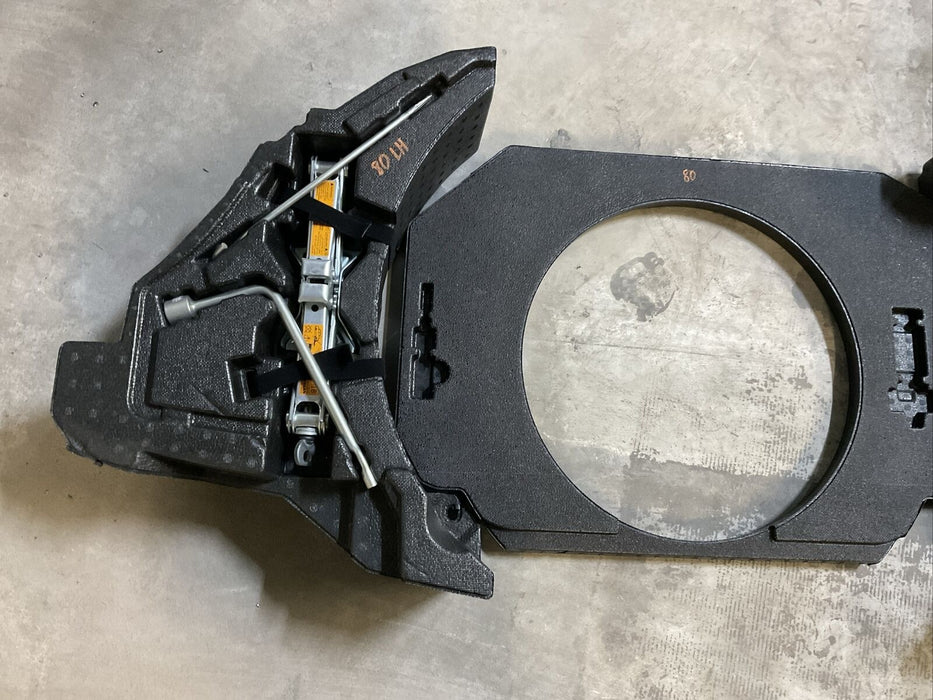 2018 NISSAN 370Z NISMO COUPE TRUNK SPARE TIRE FOAM KIT OEM