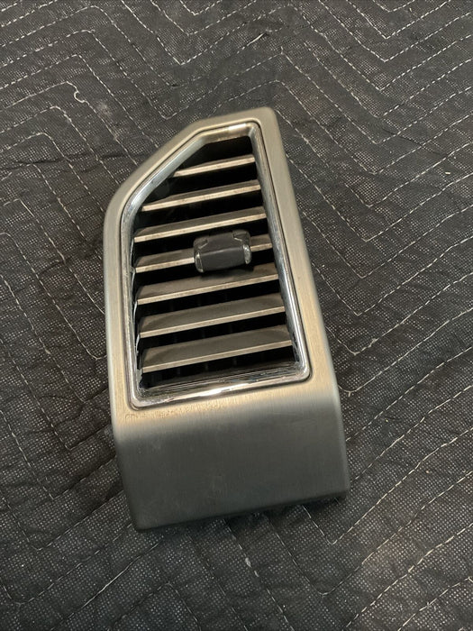 2018 FORD F250 F350 F450 PLATINUM OUTER RIGHT A/C HVAC AIR VENT DUCT OEM