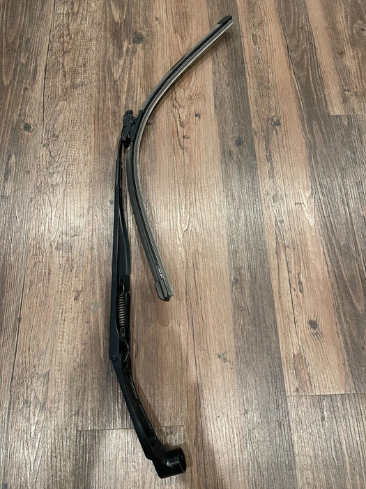 2017 INFINITI Q50 RED SPORT FRONT LEFT & RIGHT WINDSHIELD WIPERS OEM