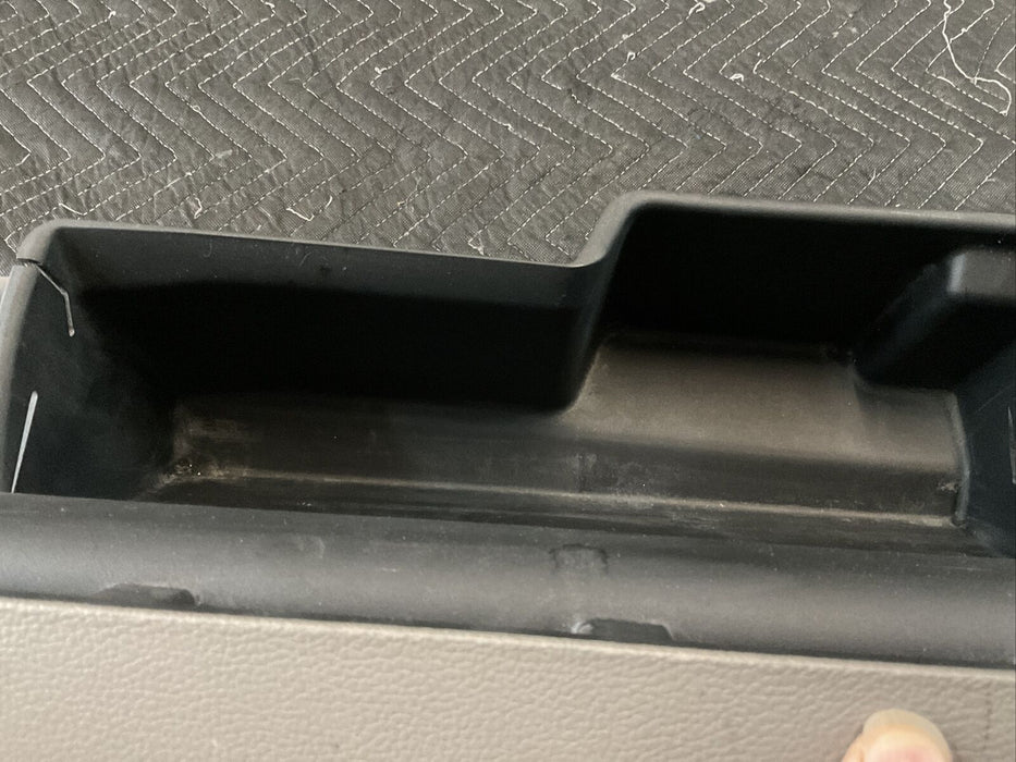 2017-2019 FORD F250 F350 F450 XLT GREY GLOVE BOX COMPARTMENT OEM~COSMETIC FLAWS~