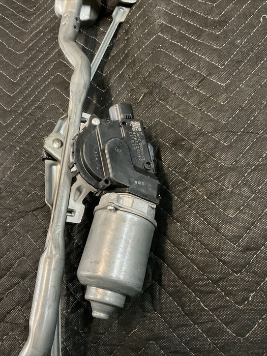 2016 DODGE CHARGER HELLCAT WINDSHIELD WIPER MOTOR OEM