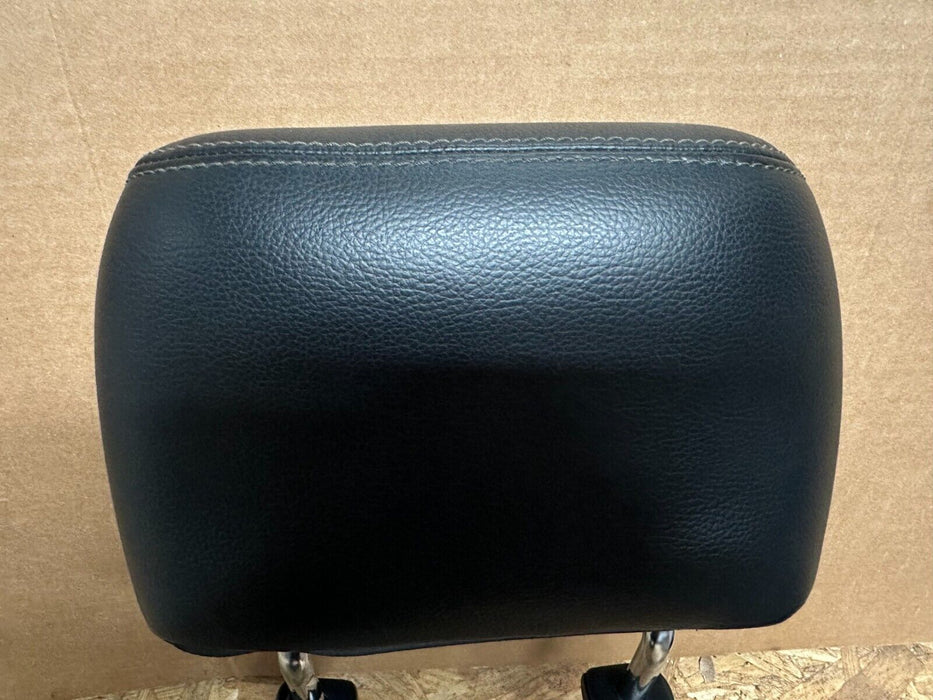 2018 FORD F250 F350 FRONT SEAT LARIAT HEAD REST OEM