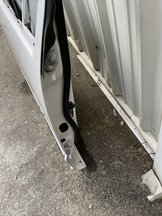 2017-2022 FORD F250 F350 F450 PLATINUM FRONT PASSENGER DOOR SHELL WHITE (UG) OEM