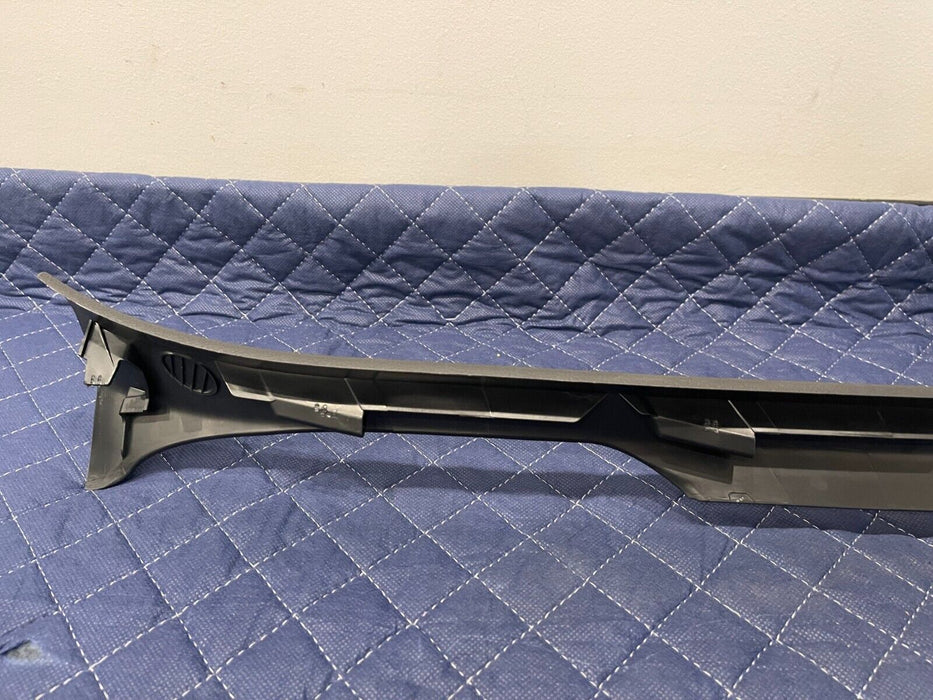 2019 MERCEDES-BENZ E63S AMG FRONT PASSENGER RIGHT KICK PANEL TRIM OEM *SCRATCHES