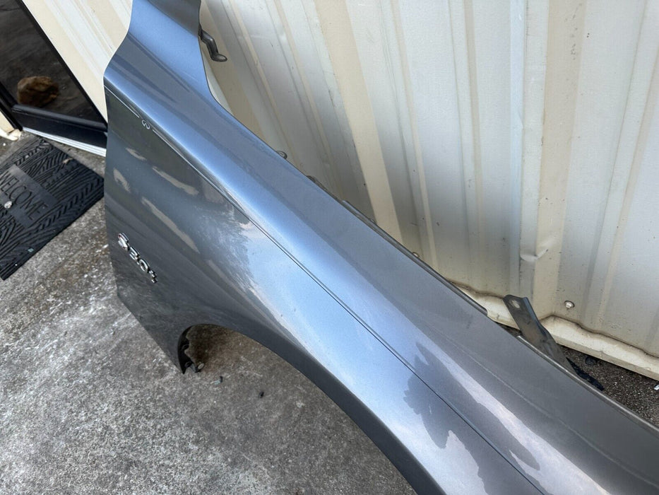 2017 INFINITI Q50 RED SPORT SEDAN PASSENGER RIGHT FENDER GRAY METALLIC (KAD) OEM