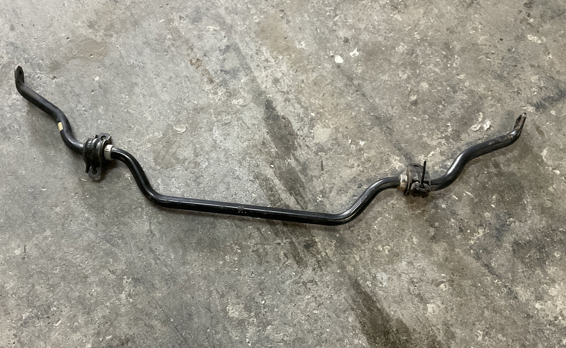 2013 INFINITI G37 FRONT SWAYBAR W/O END LINKS OEM