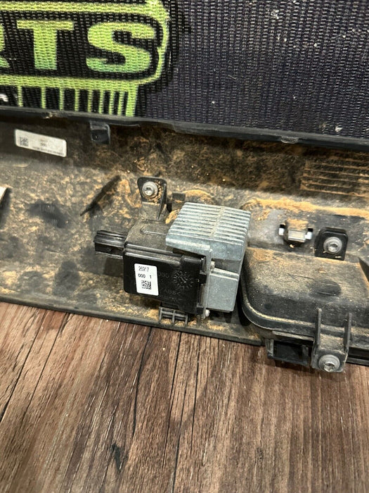 2017-2019 FORD F250 F350 REAR TAILGATE OPENER W/ NO BACKUP CAMERA OEM *READ*