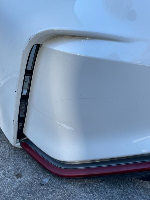 2015 NISSAN 370Z NISMO REAR BUMPER COVER OEM QAB (PEARL WHITE) *DAMAGE*